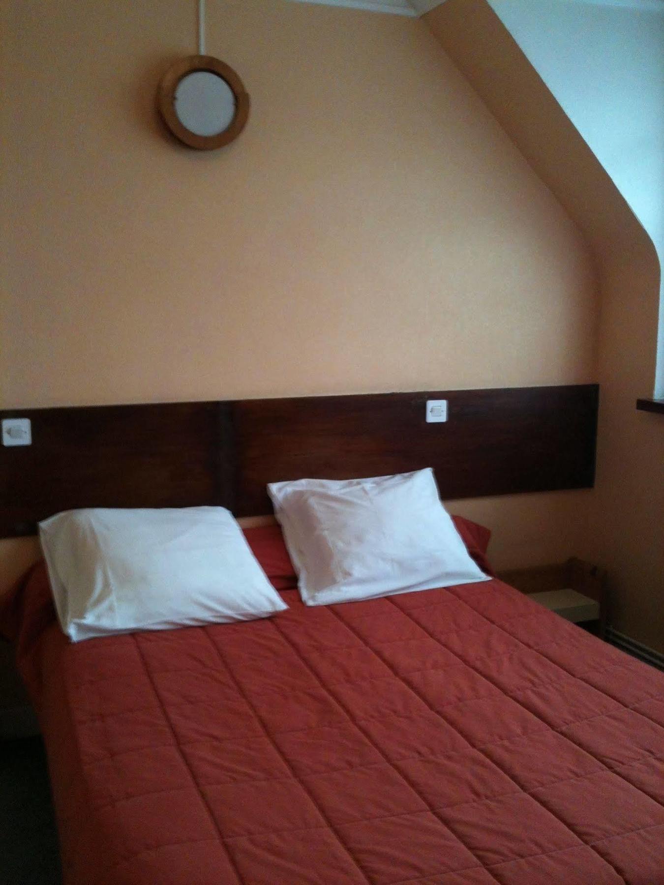 Hotel & Restaurant Hanoi Station Saint-Malo Kültér fotó