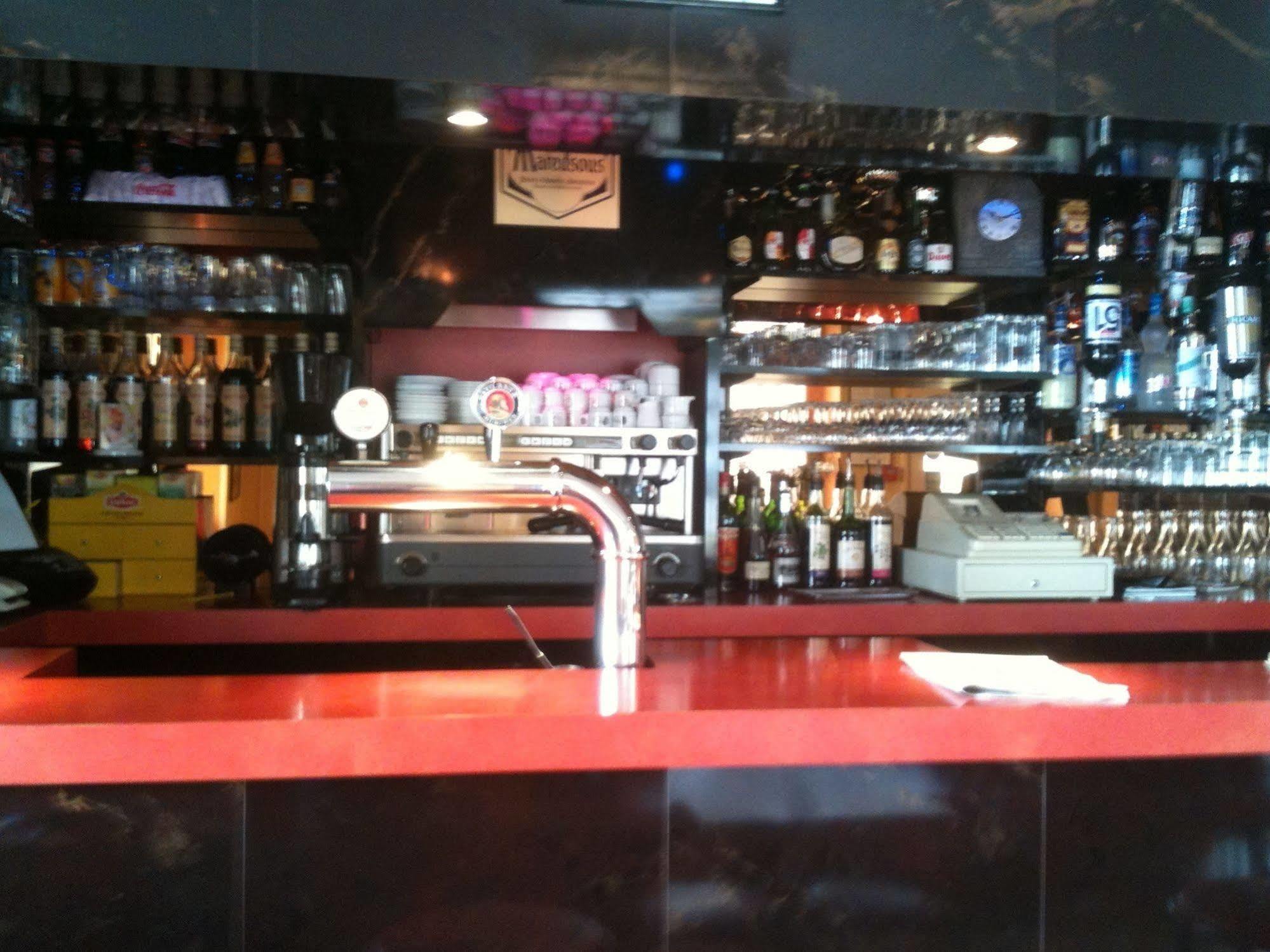 Hotel & Restaurant Hanoi Station Saint-Malo Kültér fotó
